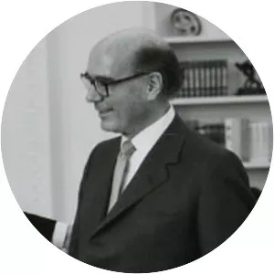 Hugo B. Margáin - Mexican Economist - Whois - Xwhos.com